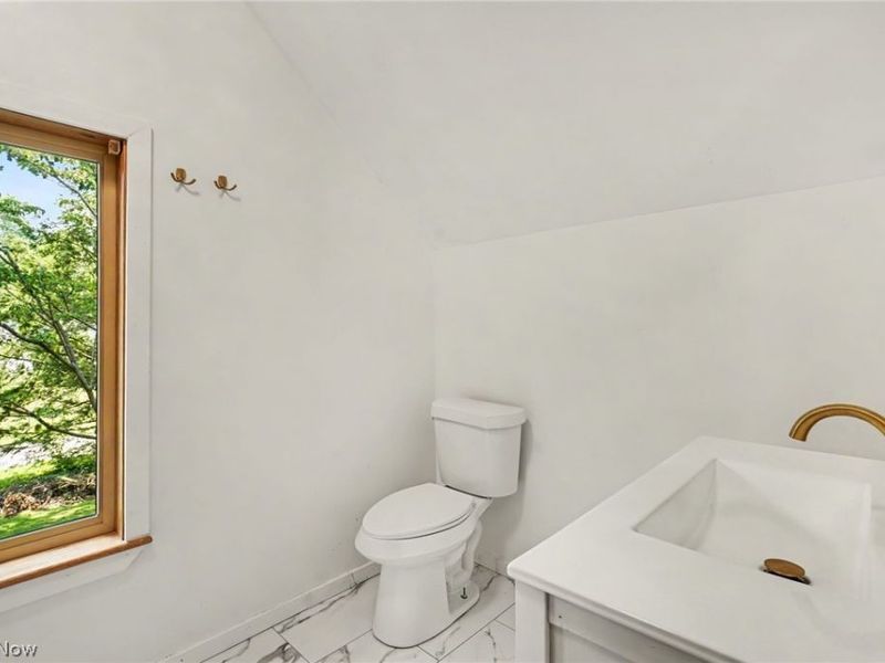 2381 Chatham Road, Akron, OH 44313 Photo 24