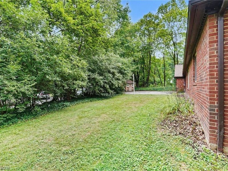 2381 Chatham Road, Akron, OH 44313 Photo 32