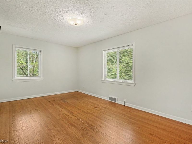 2381 Chatham Road, Akron, OH 44313 Photo 4