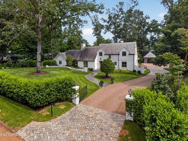 3672 Woodland Drive, Knoxville, TN 37919
