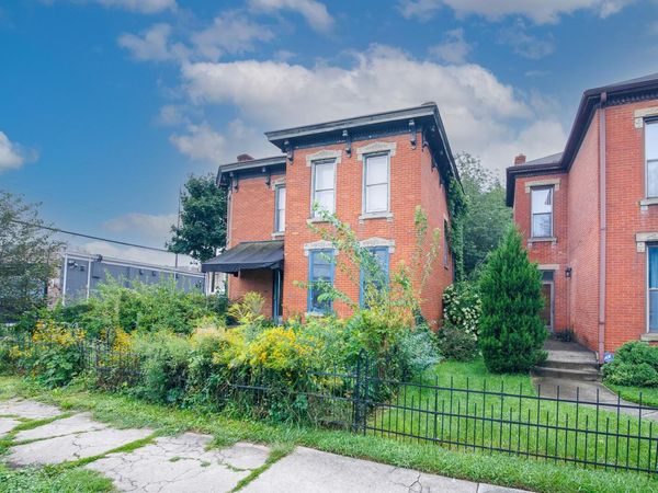 29-31 Smith Place , Columbus, OH 43201