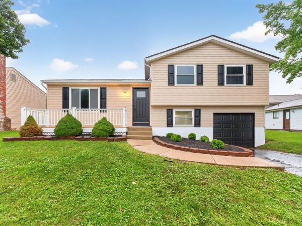 2420 Blue Rock Boulevard, Grove City, OH 43123
