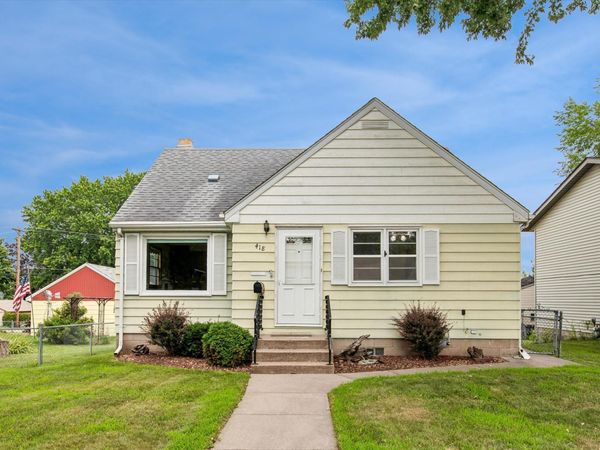418 17th Avenue N, South Saint Paul, MN 55075