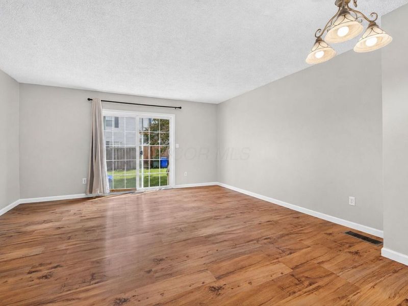 1734 Ridgebury Drive, Unit 139B, Hilliard, OH 43026 Photo 14