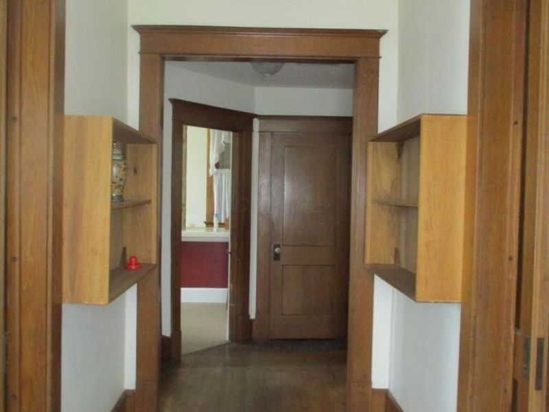 113 E High Street , Frankfort, OH 45628 Photo 4