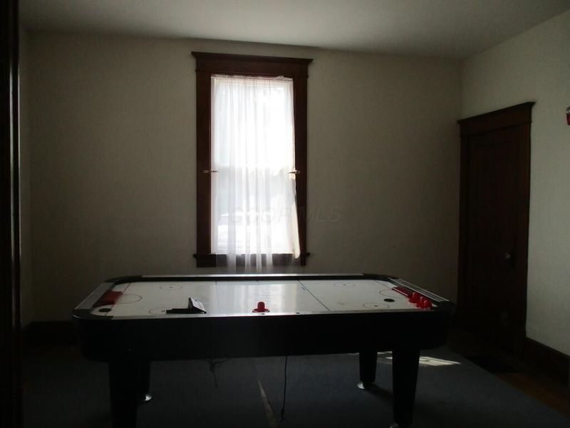 113 E High Street , Frankfort, OH 45628 Photo 5