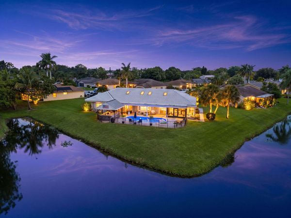 118 ELYSIUM Drive, Royal Palm Beach, FL 33411