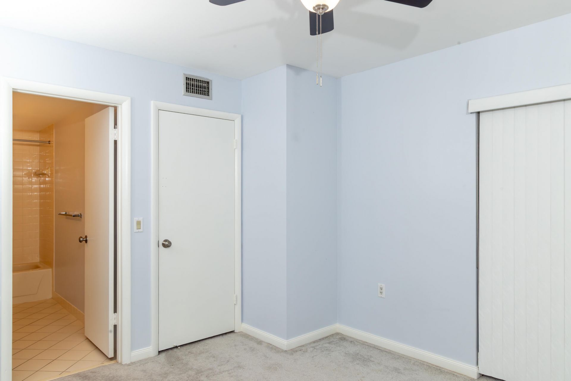 7406 74th Way, West Palm Beach, FL 33407 Photo