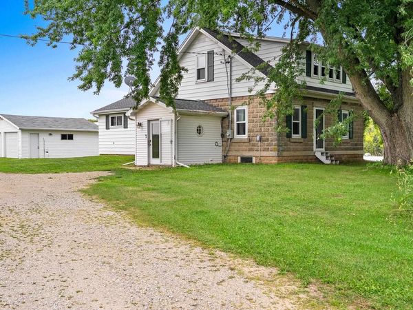 W10057 BALER ROAD, Hortonville, WI 54944