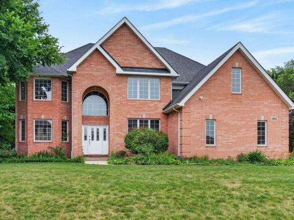 1605 Myrtle Park Street , Roselle, IL 60172