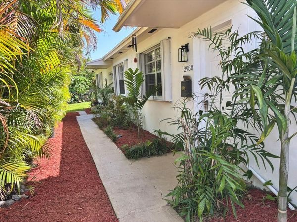 2980 SW 25th St, Unit 1, Miami, FL 33133