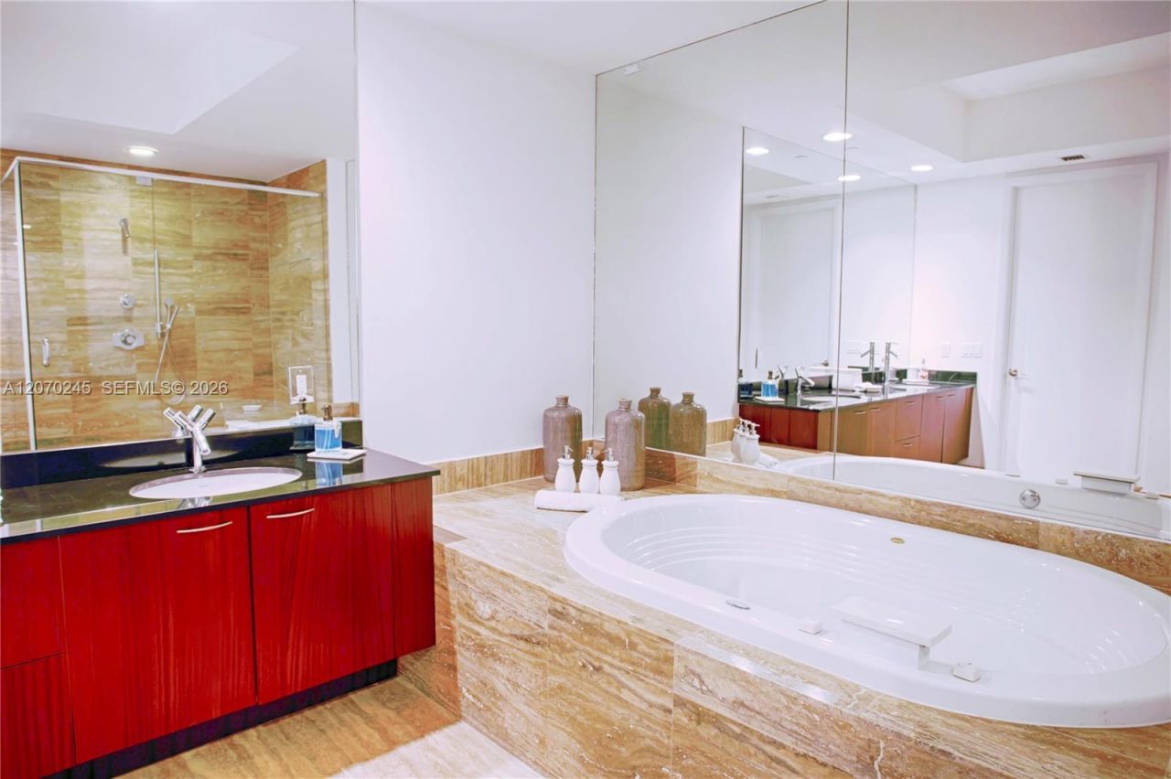 15811 Collins Ave , Unit 2303, Sunny Isles Beach, FL 33160 Photo