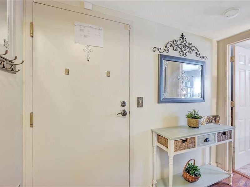 12171 Regency Run Court, Unit 2171-1, Cincinnati, OH 45240 Photo 4