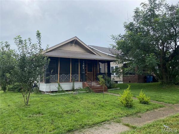 3301 Saint Marys Avenue , Hannibal, MO 63401