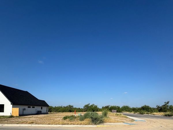 702 Encinal, Eagle Pass, TX 78852