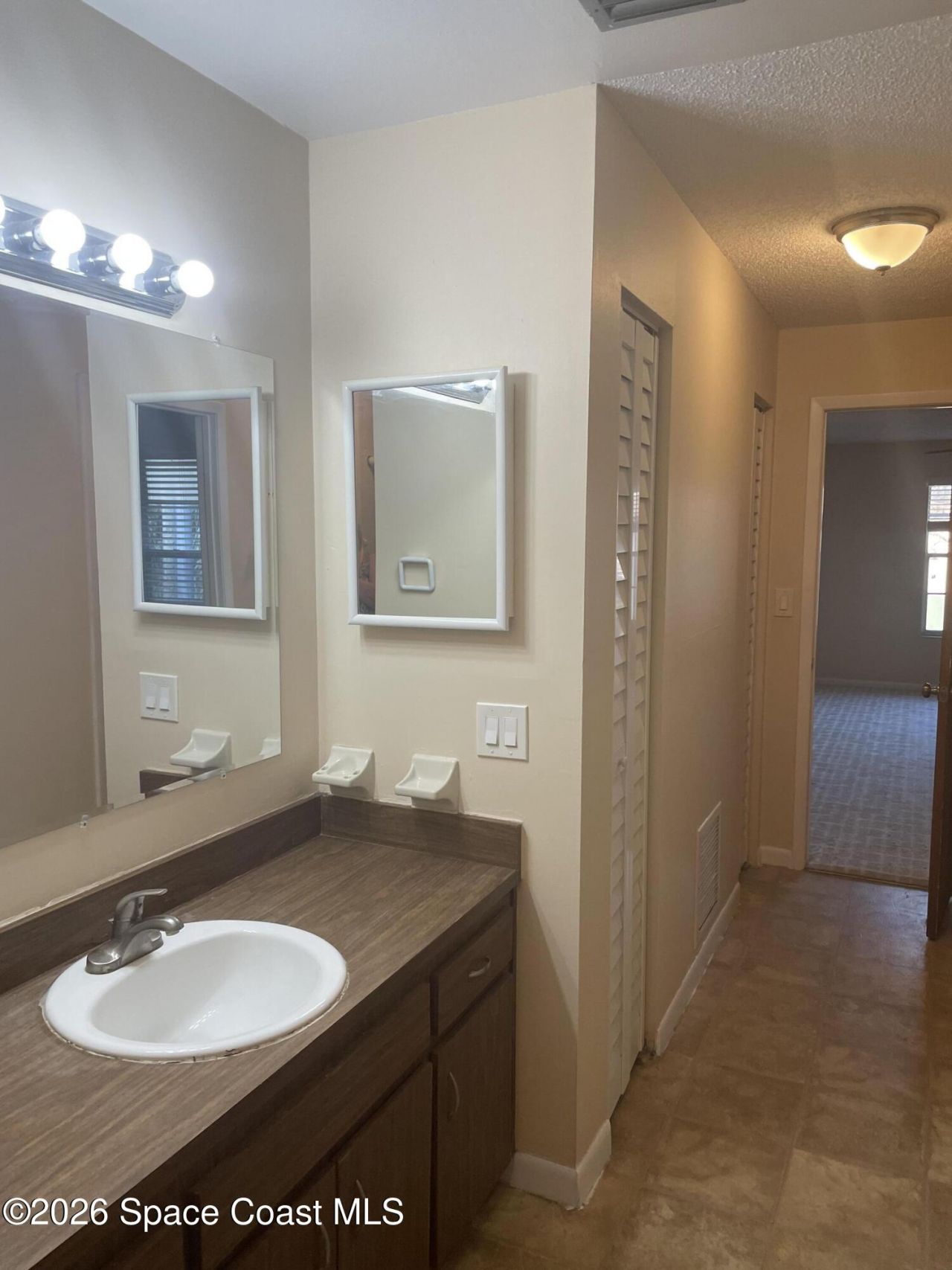 2264 W New Haven Avenue , West Melbourne, FL 32904 Photo