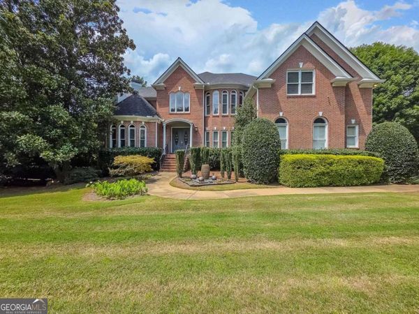 8190 Nesbit Ferry Road, Sandy Springs, GA 30350