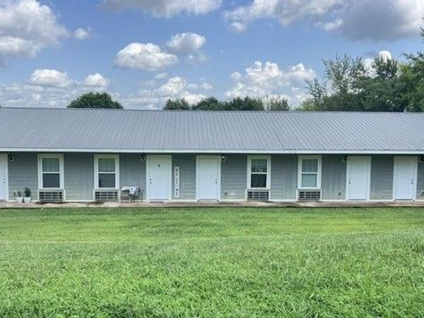8473 Hiwassee St NW, Charleston, TN 37310