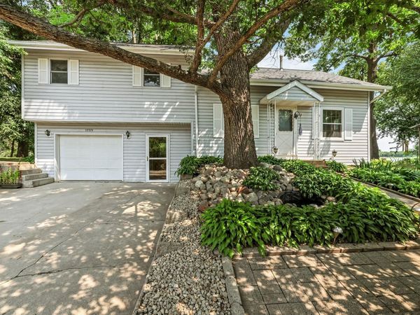 10574 Arnold Circle NW, Monticello, MN 55362