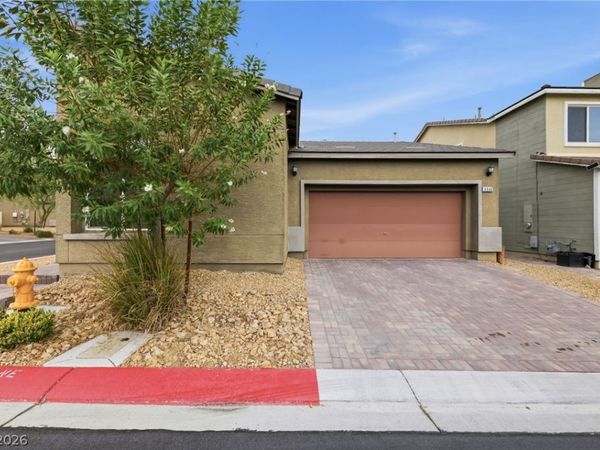 6940 Whispering Falls Drive , North Las Vegas, NV 89084