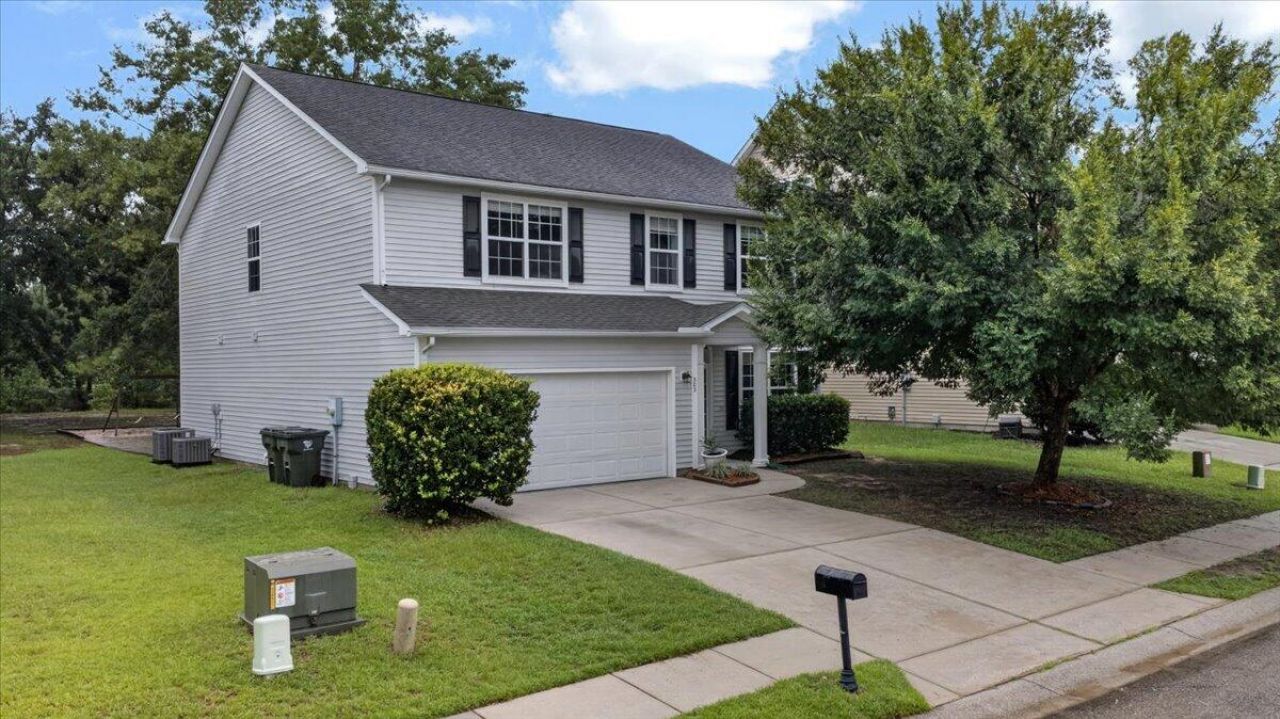 303 Sabal Palmetto Court Photo 1