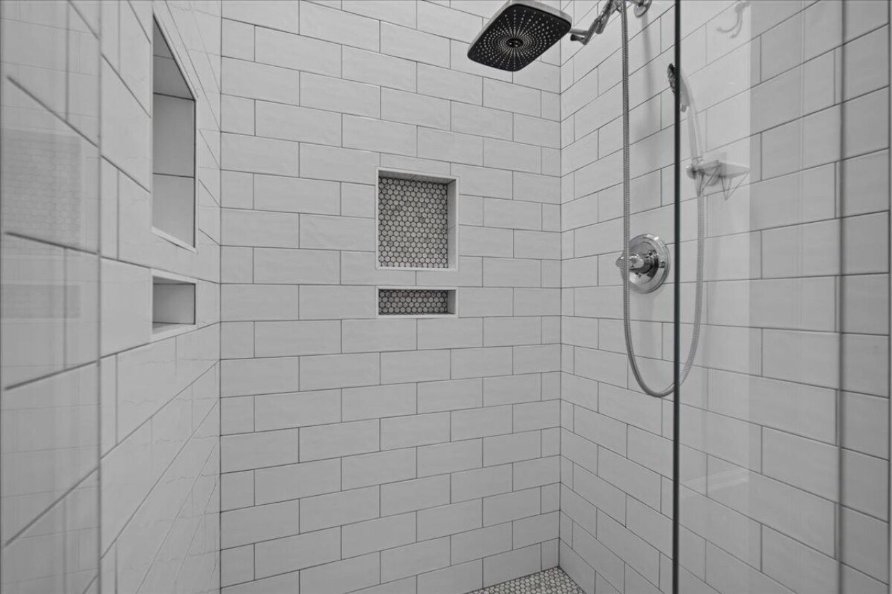 303 Sabal Palmetto Court Photo 18