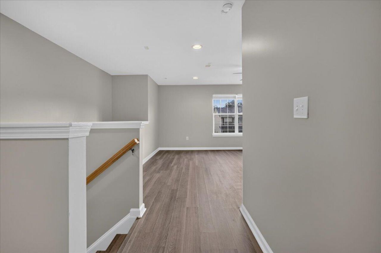 303 Sabal Palmetto Court Photo 19