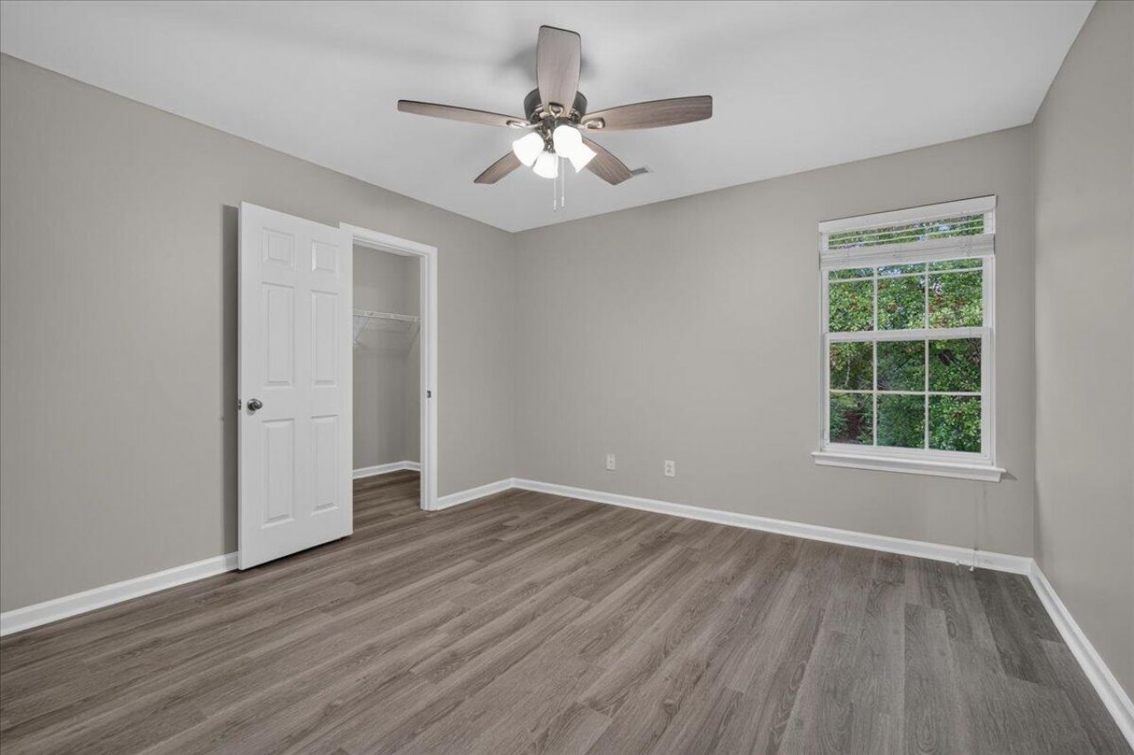 303 Sabal Palmetto Court Photo 26