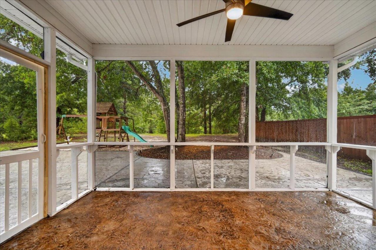 303 Sabal Palmetto Court Photo 39