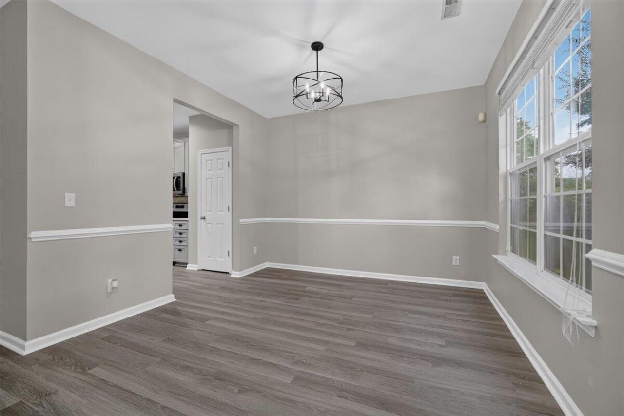 303 Sabal Palmetto Court Photo 4