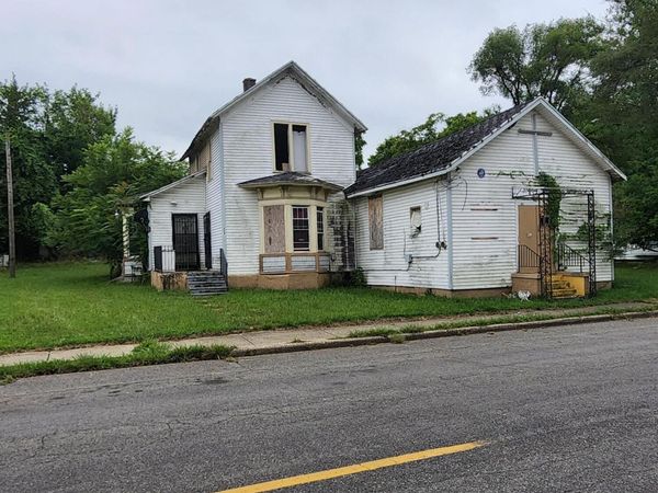 429 W Hamblin Avenue W, Battle Creek, MI 49037