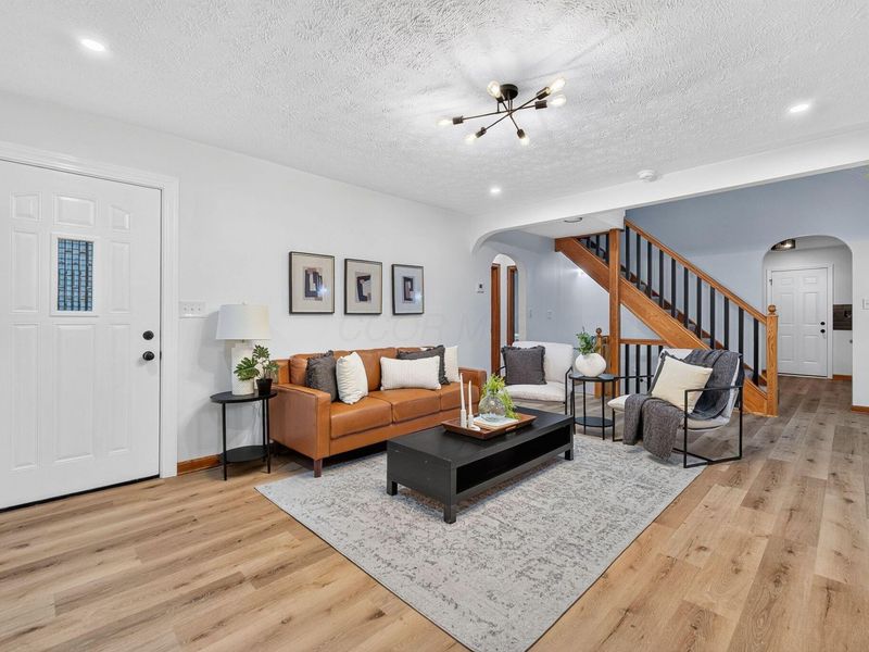 805 S Hague Avenue, Columbus, OH 43204 Photo 3