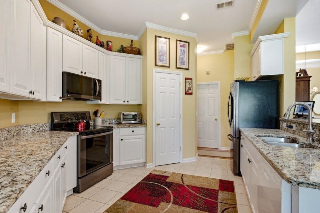 708 Caffery Ct. Photo 25