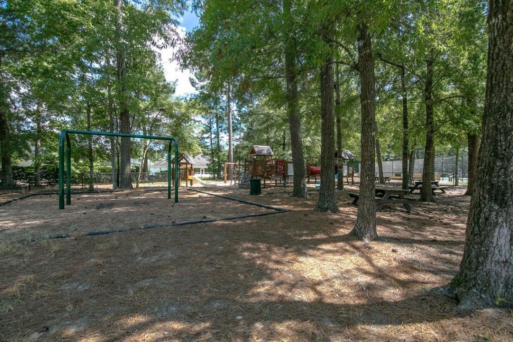 708 Caffery Ct. Photo 39