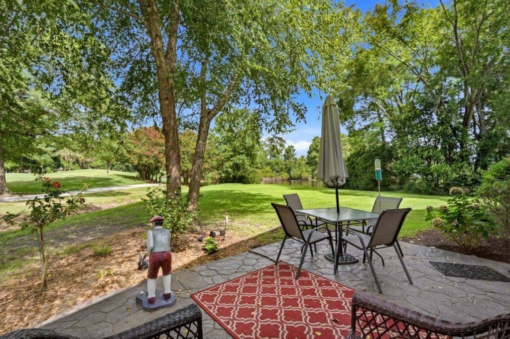 708 Caffery Ct. Photo 8