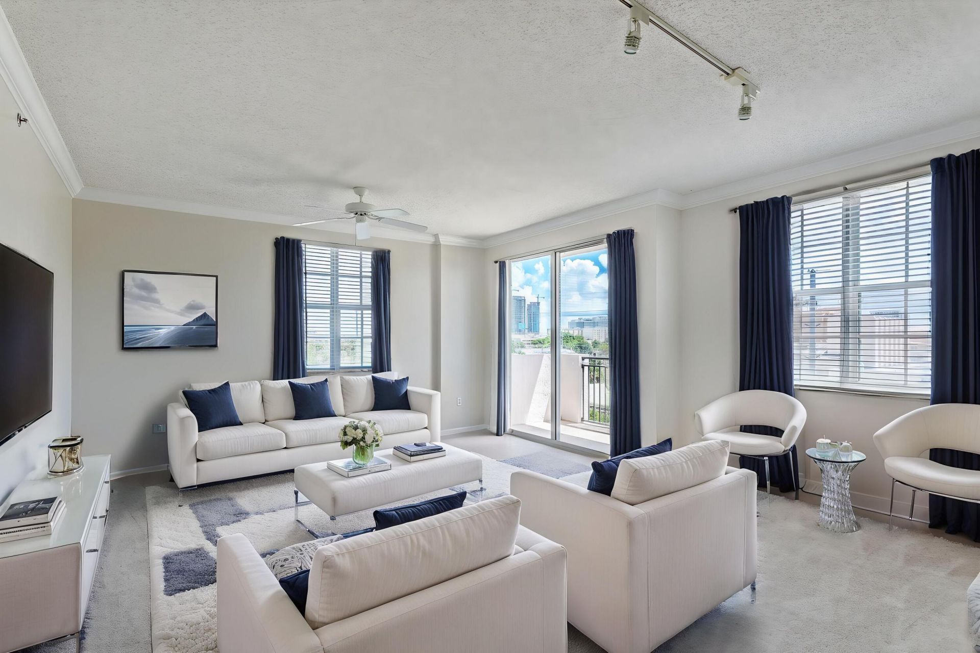 616 Clearwater Park Road, Unit 602, West Palm Beach, FL 33401 Photo