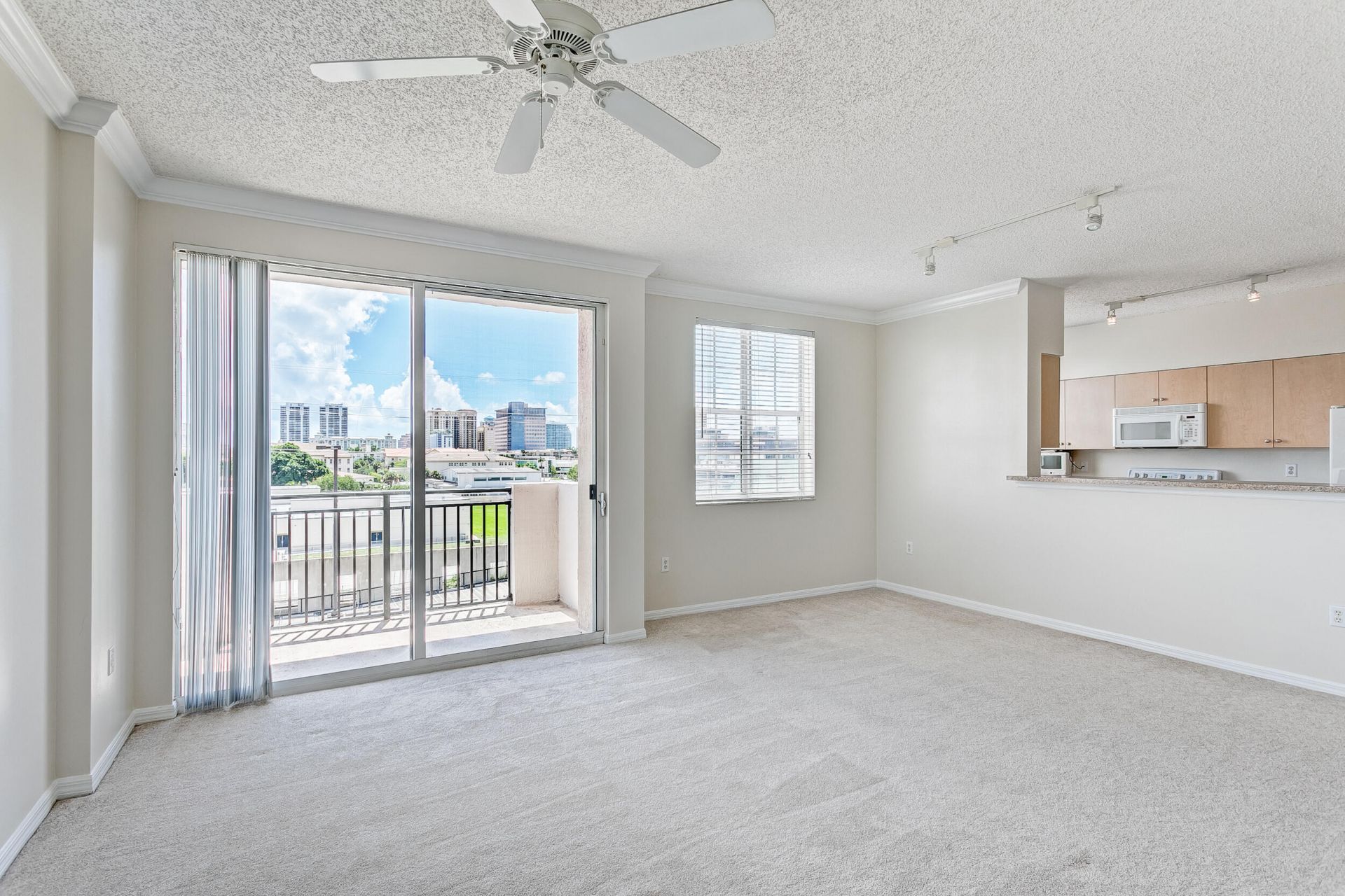 616 Clearwater Park Road, Unit 602, West Palm Beach, FL 33401 Photo