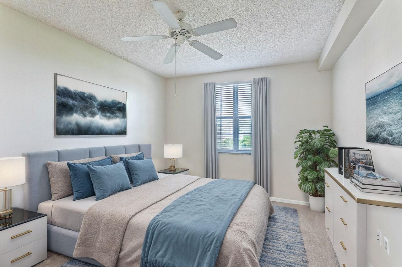 616 Clearwater Park Road, Unit 602, West Palm Beach, FL 33401 Photo