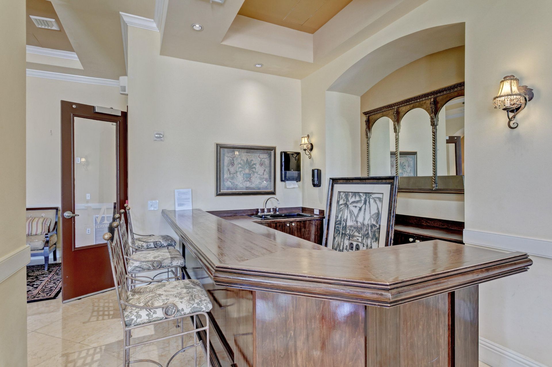 616 Clearwater Park Road, Unit 602, West Palm Beach, FL 33401 Photo