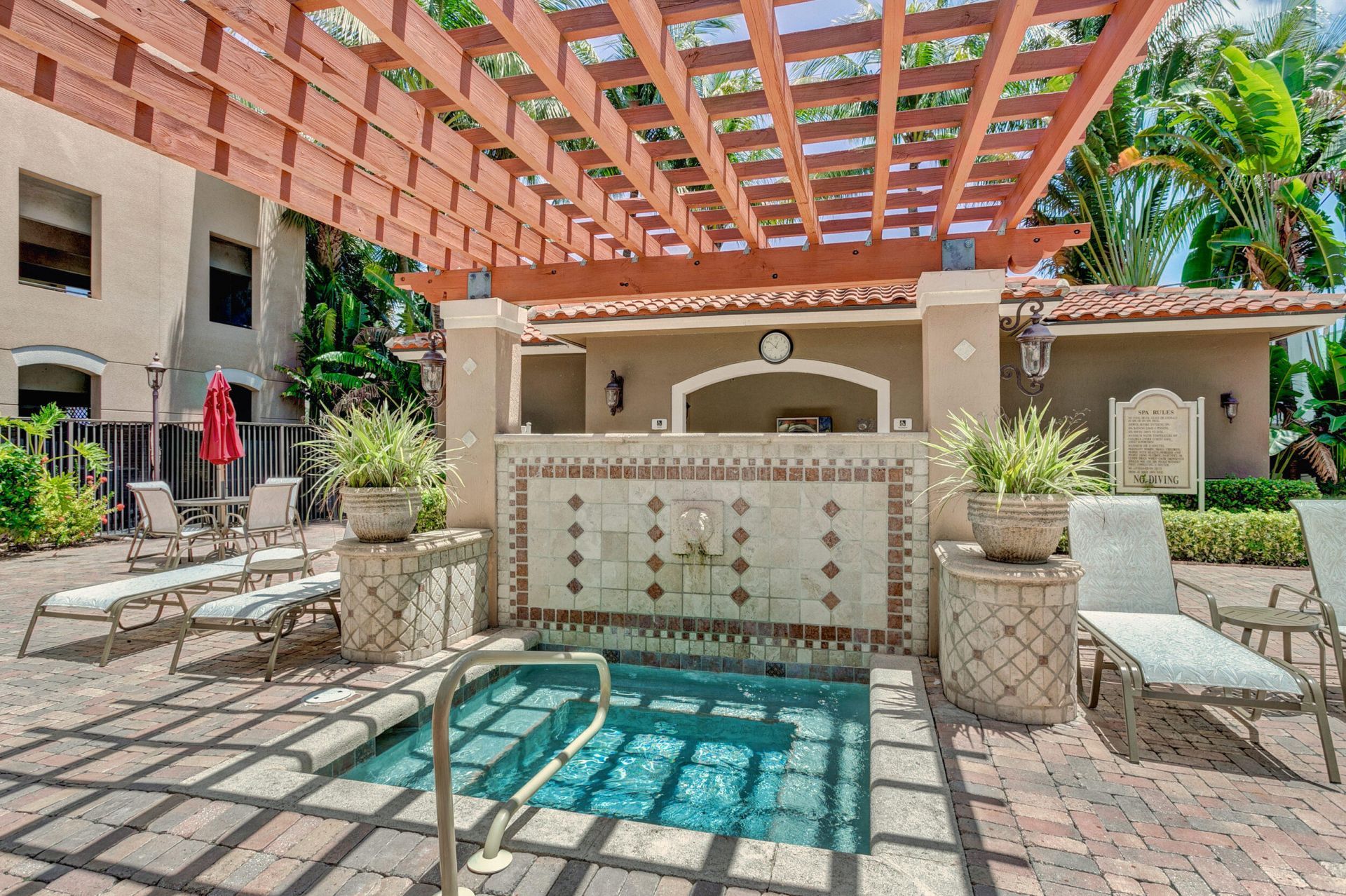 616 Clearwater Park Road, Unit 602, West Palm Beach, FL 33401 Photo
