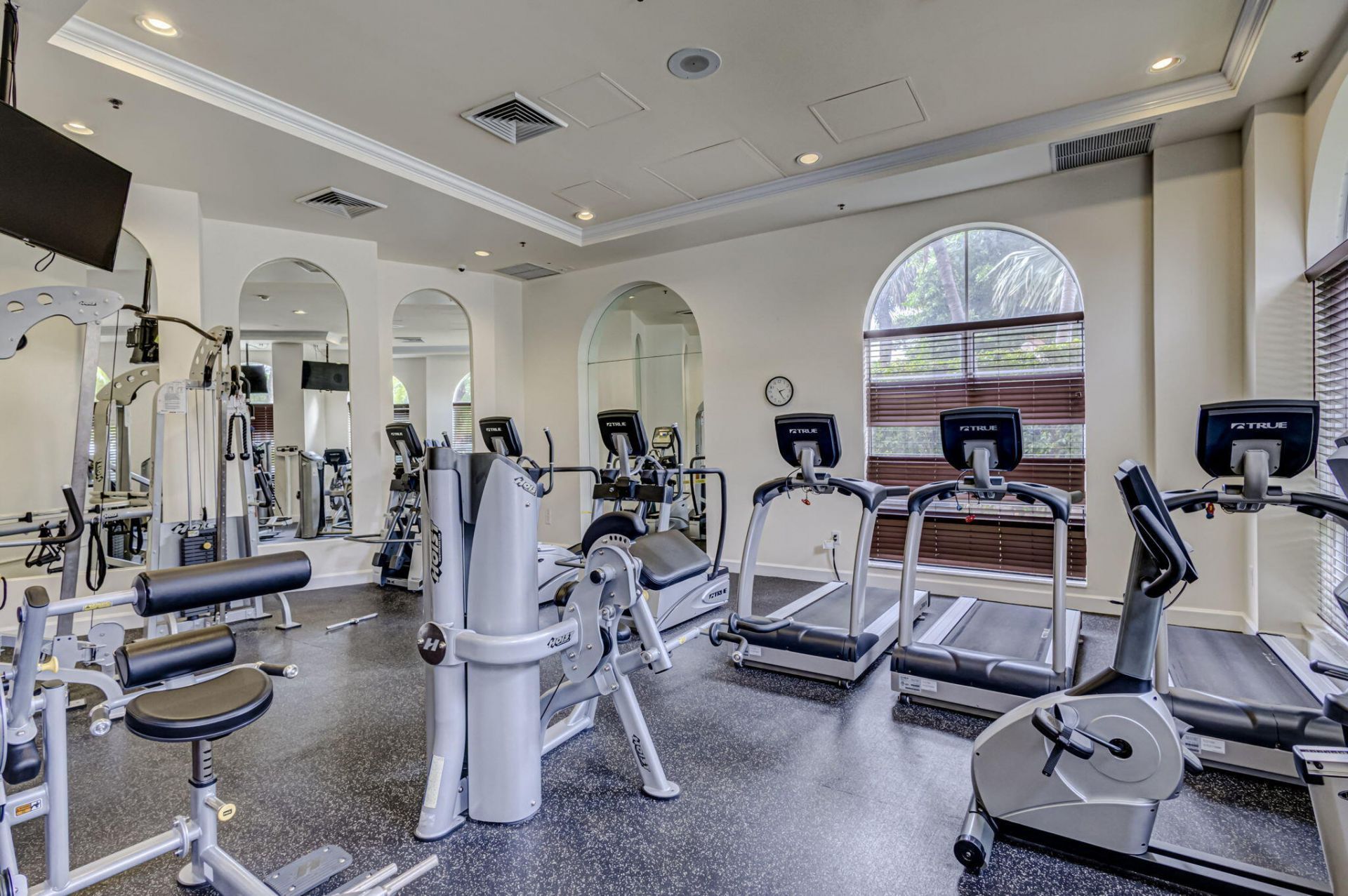 616 Clearwater Park Road, Unit 602, West Palm Beach, FL 33401 Photo