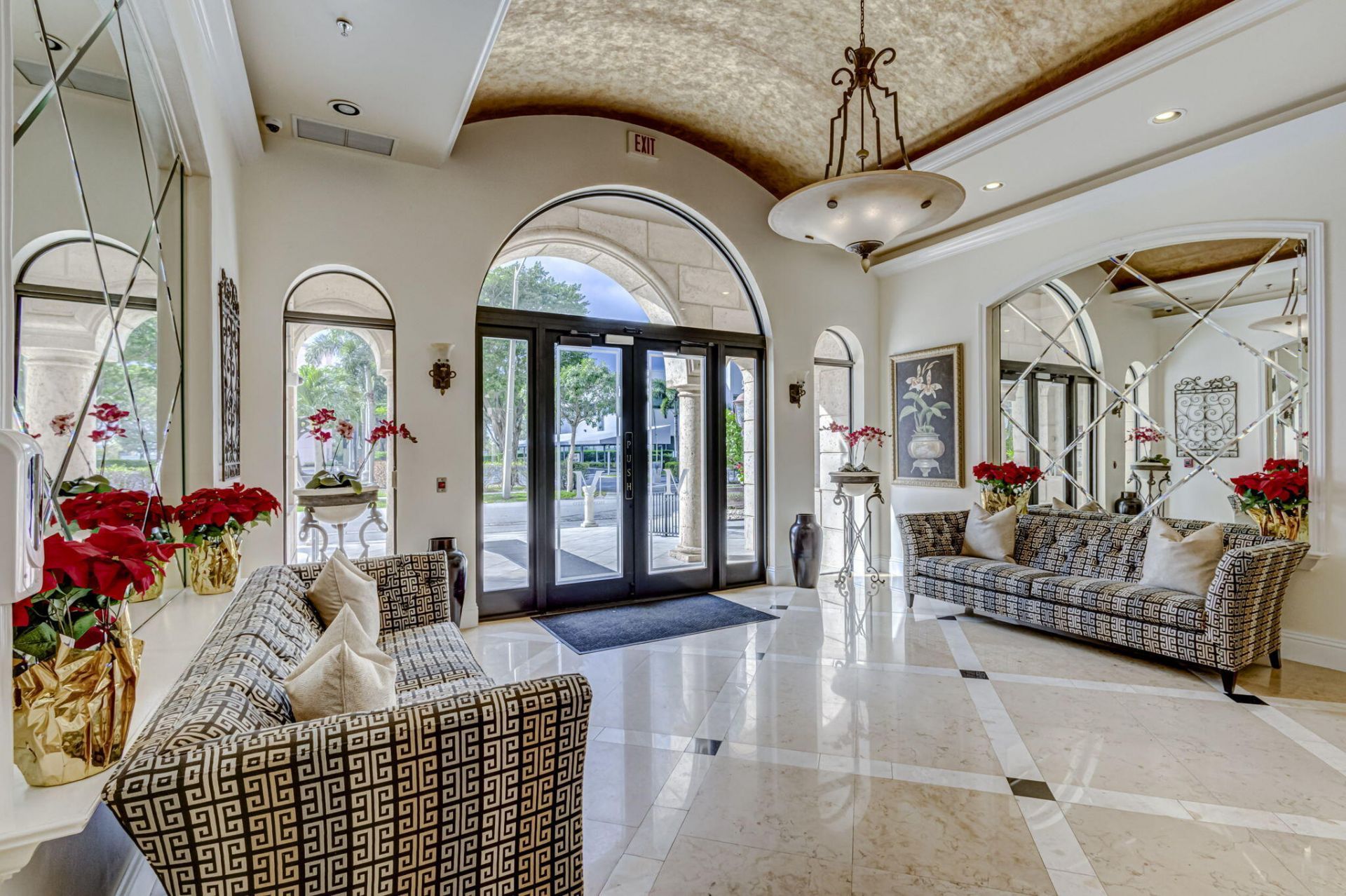 616 Clearwater Park Road, Unit 602, West Palm Beach, FL 33401 Photo