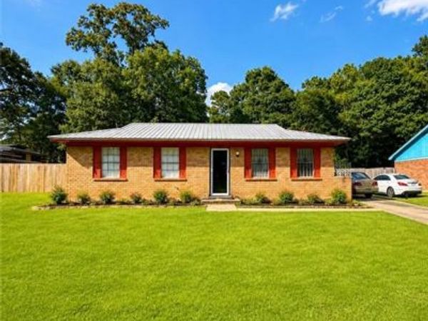 4610 Brunswick Drive, Eight Mile, AL 36613