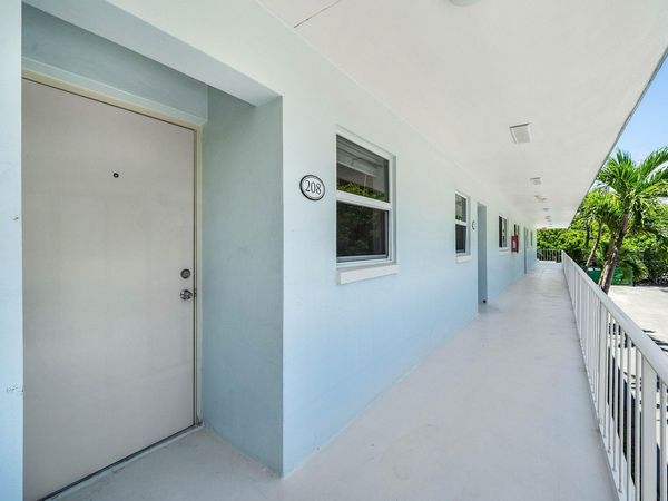 207 Tropic Isle Drive, Unit 208, Delray Beach, FL 33483