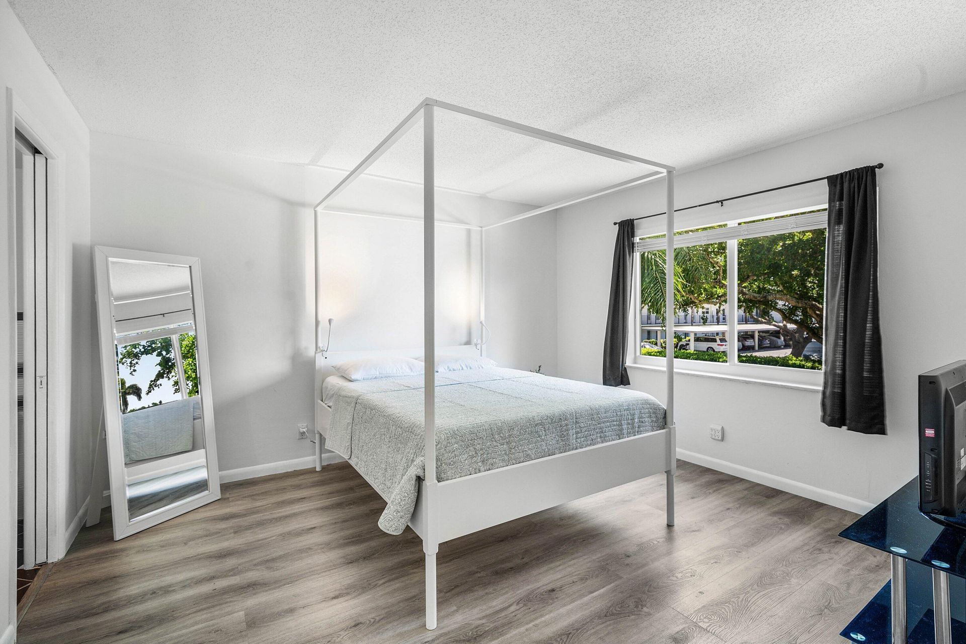 207 Tropic Isle Drive, Unit 208, Delray Beach, FL 33483 Photo
