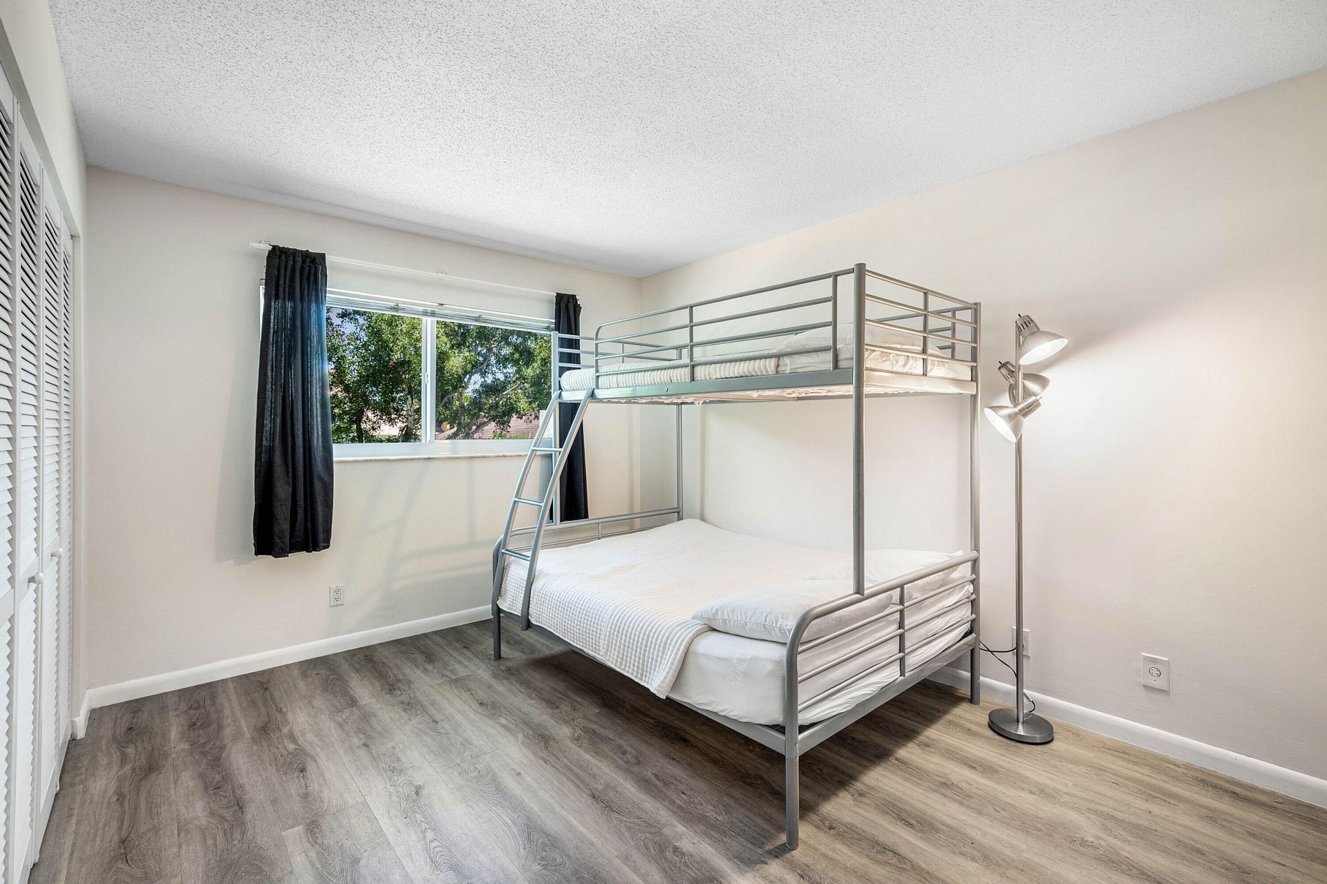 207 Tropic Isle Drive, Unit 208, Delray Beach, FL 33483 Photo