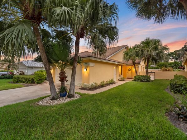 125 Beach Summit Court, Jupiter, FL 33477