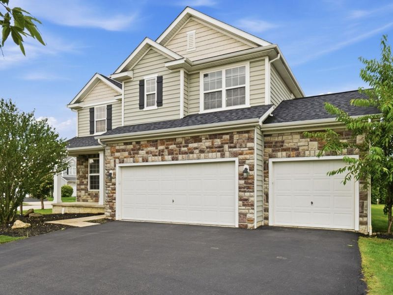 1250 Caribou Run, Delaware, OH 43015 Photo 2