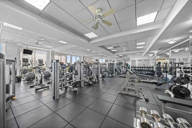 16500 Collins Ave , Unit 1751, Sunny Isles Beach, FL 33160 Photo