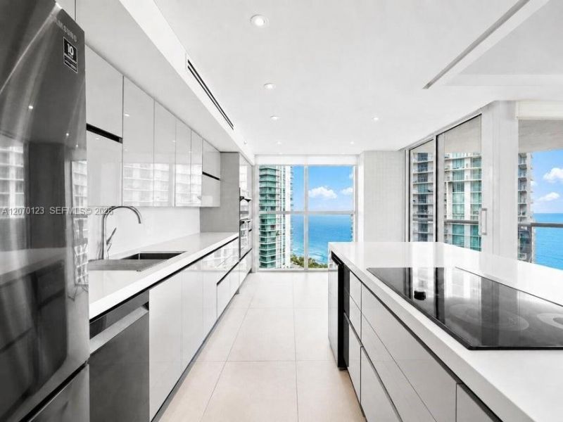 16500 Collins Ave , Unit 1751, Sunny Isles Beach, FL 33160 Photo